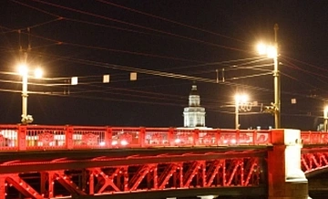 В Новосибирске на Октябрьском мосту будет устроена архитектурная подсветка